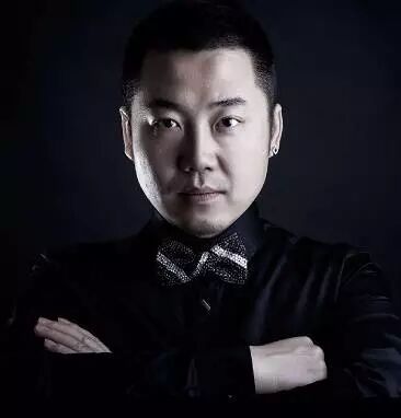 知名電臺(tái)主播航志，約你來做近視手術(shù)啦!