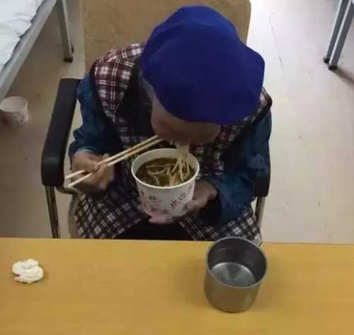 敬老重陽(yáng)，讓愛(ài)清晰！10月21日白內(nèi)障現(xiàn)場(chǎng)交流會(huì)邀您參加
