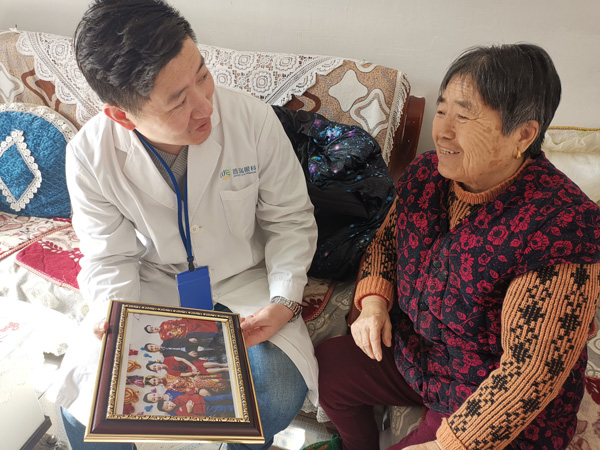 元宵慰問送祝福，濃濃關(guān)愛暖人心