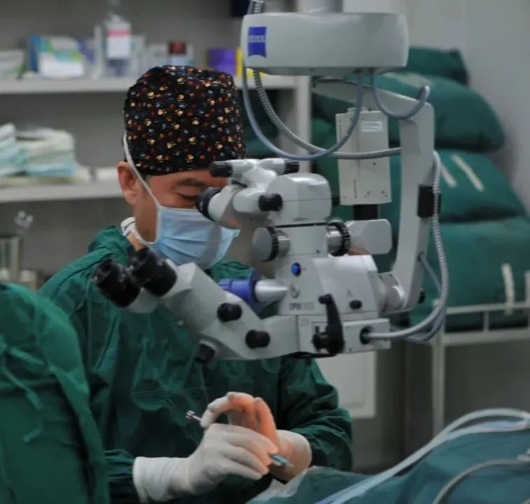 普瑞眼科12年——鉑晶白內(nèi)障手術 患者的更優(yōu)之選